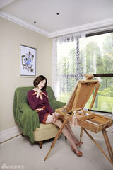 组图：张溪芸拍家居性感写真 笑靥如花惹关注