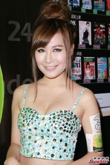 组图：陈柏霖迈入三十大关 代言生啤不惧啤酒肚