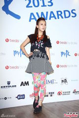 组图：炎亚纶胡宇崴活动现身引粉丝尖叫