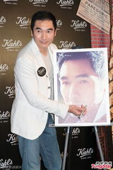 组图：吴千语揭林峰睡姿写真 反驳贪慕虚荣论