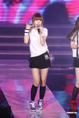 组图：韩国团体大出动 SJ-M唐禹哲high翻台北