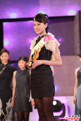 组图：亚姐中华赛区12强 佳丽泳装起舞风骚性感