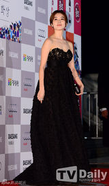 高清图：韩青龙奖金惠秀爆乳 女星裸露全身纹身