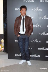 高清图：古天乐为新片学骑马 阿Sa(蔡卓妍)苏州自置厕所