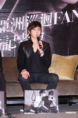 组图：东方神起帅气亮相台湾 昌珉大赞林志玲漂亮