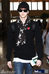 组图：FT等赴日本参加《MCountdown HelloJapan》