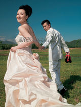 幻灯图集：王学兵孙宁甜美婚纱照曝光 迈向美好明天