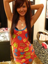 幻灯图集：黑涩会美眉蔷蔷服饰写真 甜美可爱