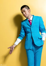 张博曝光动感炫色写真 活力四射