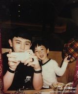 组图：最帅潮爸萌娃走红 潮萌不输林志颖父子