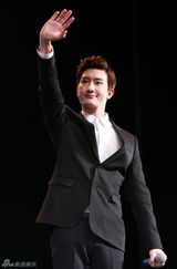 高清组图：SJ-M北京发新专辑 成员变上班族卖萌