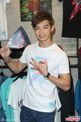 组图：辰亦儒返台会粉丝 期待重回歌手身份