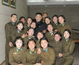 组图：朝鲜海军文工团女兵曝光 被指质量高