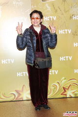 组图：香港电视办圣诞派对 王维基招揽亚视弃将