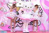 组图：女星释由美子穿Hello Kitty裙登场引轰动