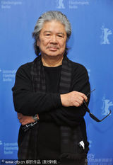 幻灯：《毛毛虫》导演若松孝二携志摩大西亮相