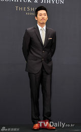 组图：全智贤举行婚礼 大牌明星一一到场送祝福