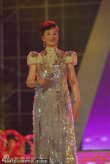 组图：宋祖英刘欢晚会同台飙歌展风采