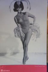 组图：戛纳举办性感女星展 梦露泰勒曝光珍贵照片