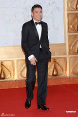 组图：刘德华刘嘉玲亮相2012年港姐总决选红毯