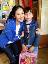 独家：许茹芸杨采妮格鲁吉亚探访助养儿