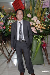 组图：陈志云何丽全为港姐投票失败讲好话