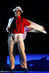 高清图：《颤栗现场》北京上演 演绎杰克逊经典