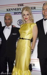 高清图：奥普拉和麦卡特尼等获奖 奥巴马亲自颁奖