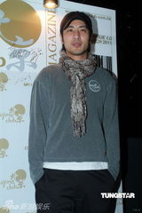 组图：高钧贤恭硕良现身派对 雷凯欣性感抢镜