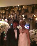 组图：黄晓明庆生旧照 Baby送蛋糕自称“老婆”