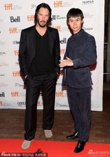 组图：《太极侠》首映 基努-里维斯携陈虎亮相