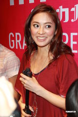 组图：官恩娜签华纳否认逼走薛凯琪