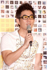 组图：滚石30周年演唱会启动 四大班长勇接苦差事