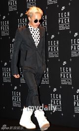 组图：GD宋智孝Tiffany等靓装出席品牌发布会