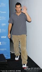 组图：动画《精灵旅社》发布会 赛琳娜变身御姐