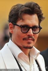 高清图：《加勒比4》首映礼 约翰尼·德普帅气现身