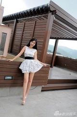 组图：张茆最新50张妩媚靓照 清纯白裙楚楚动人