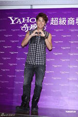 组图：吴克群痛批迷奸门李宗瑞下流 呼吁莫二次伤害