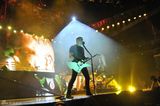 组图：Metallica内地首演 主唱感性称等待30年