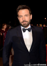 组图：棕榈泉红毯群星闪耀 娜奥米优雅海伦娇艳