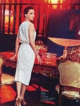 组图：董卿时尚封面大片绽放自信笑容