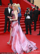 幻灯图集：李沧东《诗》首映 伊丽莎白-班克斯助阵