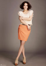 组图：刘芸复古文艺风情写真曝光