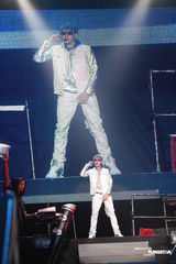 组图：贾斯汀-比伯香港开唱 劲舞自摸全场疯狂