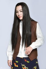 组图：大咖秀王祖蓝扮韦唯 谢娜上演橘子红了