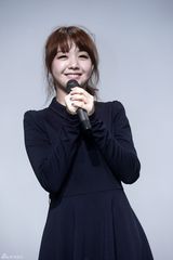 高清组图：韩女团Girl’sDay专辑首唱会甜美可爱