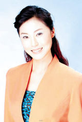 幻灯图：陈绍基情妇李泳私密照曝光 网友叹其会享受