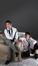 组图：首部性喜剧《精慌》精美宣传照