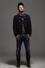 组图：芦芳生冬日时尚写真 复古百搭硬朗型男范