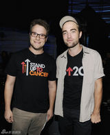 组图：众星齐聚慈善活动呼吁抵抗癌症